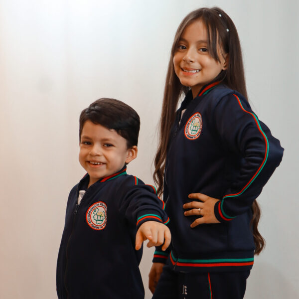 IMG_9495 CHAQUETA COLEGIO ADELAIDA CORREA